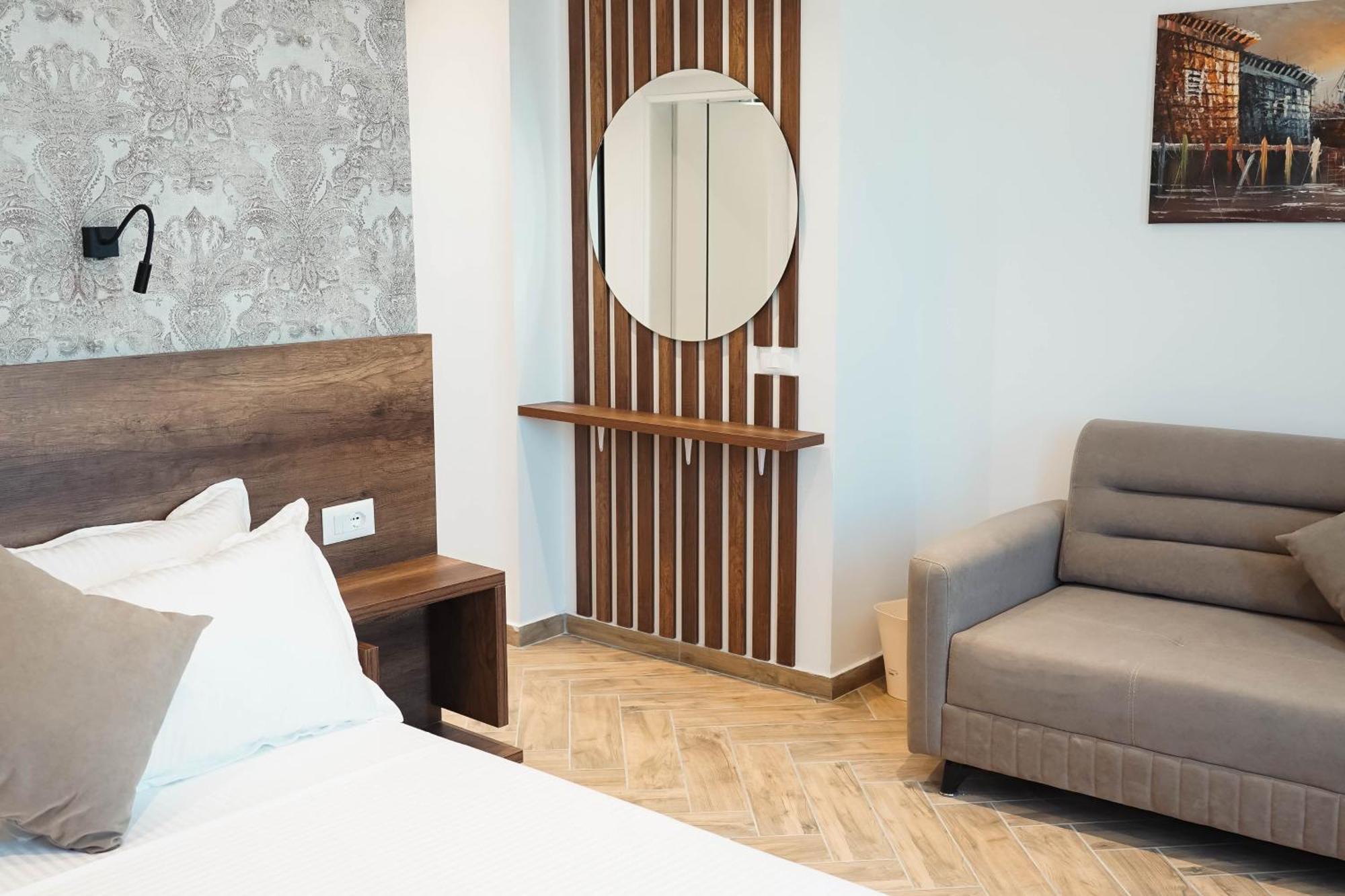 Marina Rooms Durrës Eksteriør bilde